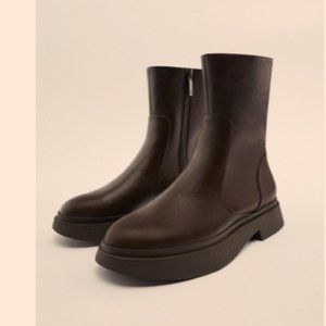 Zara Round Toe Side Zip Low Heeled Brown Ankle Boots Sz:39 (US 8)